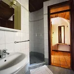 Domacija Seruga Countryside Vendégház 4*