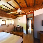 Domacija Seruga Countryside Guest house