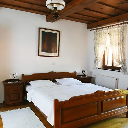 Pensión Domacija Seruga Countryside