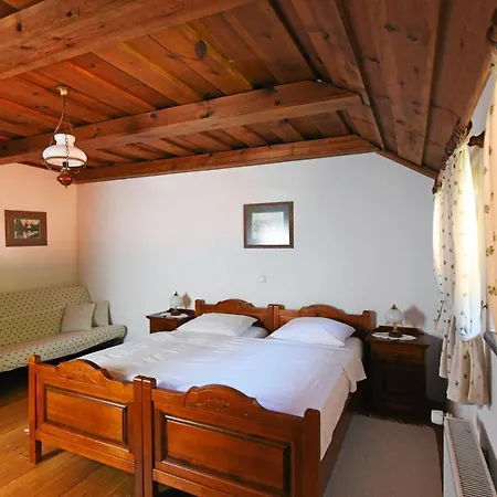 Pensión Domacija Seruga Countryside 4*