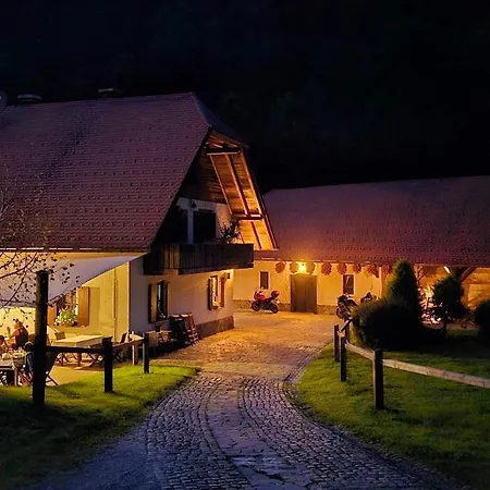 Domacija Seruga Countryside Gasthuis 4*