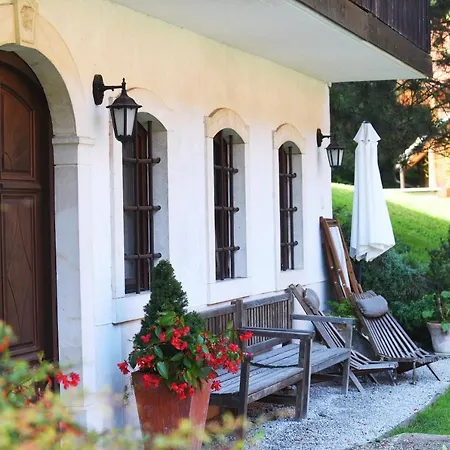 Domacija Seruga Countryside Affittacamere 4*