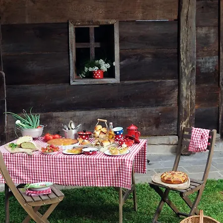 Gostinjska kuća Domacija Seruga Countryside