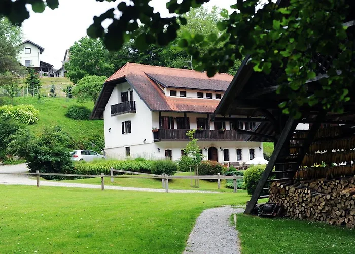 Domacija Seruga Countryside Gasthuis